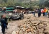 Extracción de vehículo que cayó a la Laguna de Ayarza. Foto La Hora: Bomberos Volunta