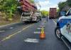 Provial resguarda carril por tráiler averiado en el km 106 de ruta al Atlántico. Foto: Provial.