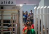 Juez federal extiende a todo EE.UU. la prohibición de arrestos del ICE en cortes de inmigración El fallo también prohíbe a ICE mantener a los detenidos a los inmigrantes en sus instalaciones de registros de forma prolongada. Foto La Hora: EFE
