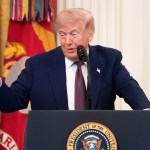 Trump afirma que Irán está "acabado" y que no recibirá "ni diez centavos" de EEUU