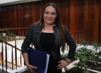 La magistrada titular de la Corte de Constitucionalidad, Julia Rivera, en la sede de la Universidad de San Carlos de Guatemala, el órgano que la eligió para la magistratura. Foto La Hora: Daniel Ramírez.