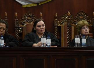 Julia Rivera votó para mantener firme la elección que la llevó al cargo de magistrada de la CC.