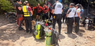 Bomberos Voluntarios finalizan búsqueda de piloto desaparecido en la Laguna de Ayarza. Foto La Hora: CVB.
