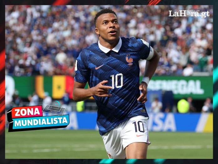 El delantero francés Kylian Mbappé, con su doblete en la victoria ante Senegal, llegó a 14 goles en Mundiales.