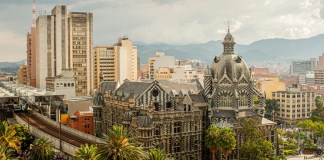 Estos son los precios de los vuelos por trayecto y de los paquetes con hotel disponibles en la nueva ruta.