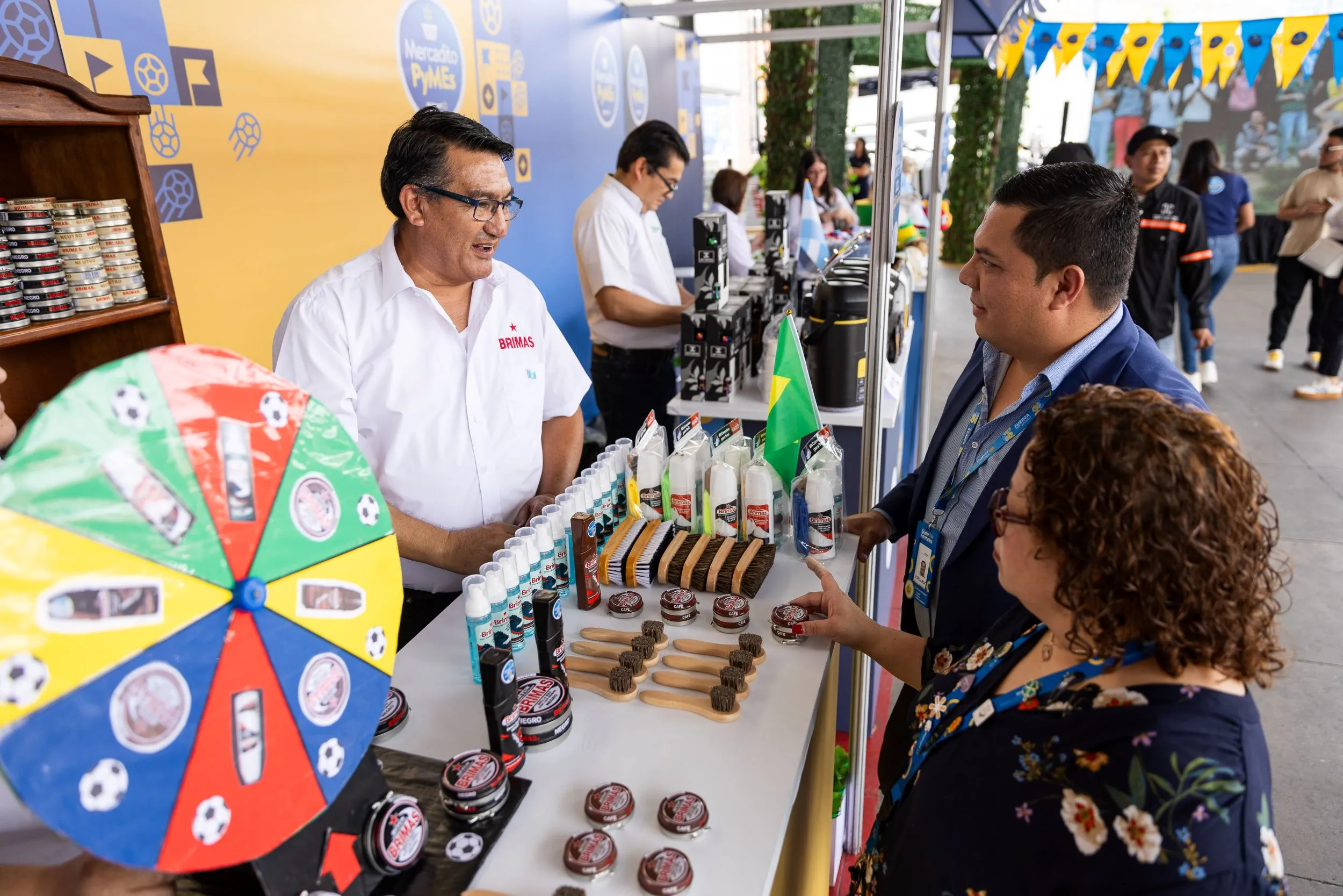 Cada mercadito reúne a emprendedores que darán a conocer sus marcas y conectarán con nuevos clientes. Foto: Cortesía de Walmart México y Centroamérica.