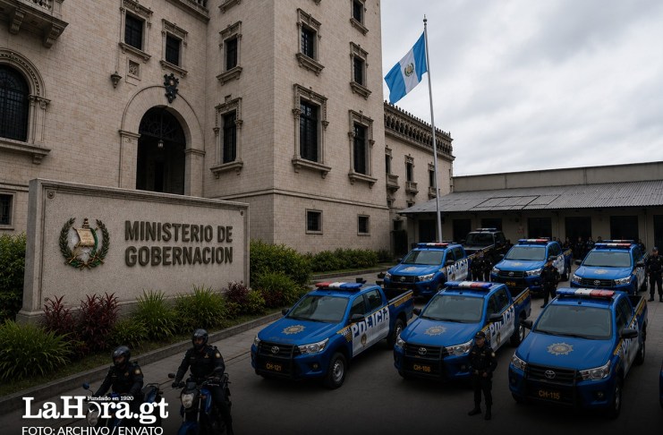Expertos apunta a camino para transparentar licitaciones en el Estado, tras compra de patrullas en la PNC.