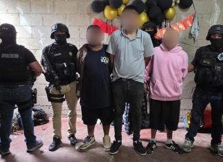Rescatan a víctima de secuestro en la colonia El Limón, zona 18; PNC reporta tres capturas Rescatan a víctima de secuestro en zona 18. Foto La Hora: PNC.