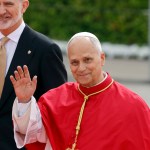 El papa León XIV inició su visita a España con un mensaje contra la polarización y un llamado a los jóvenes a ser “la chispa de una nueva humanidad”.