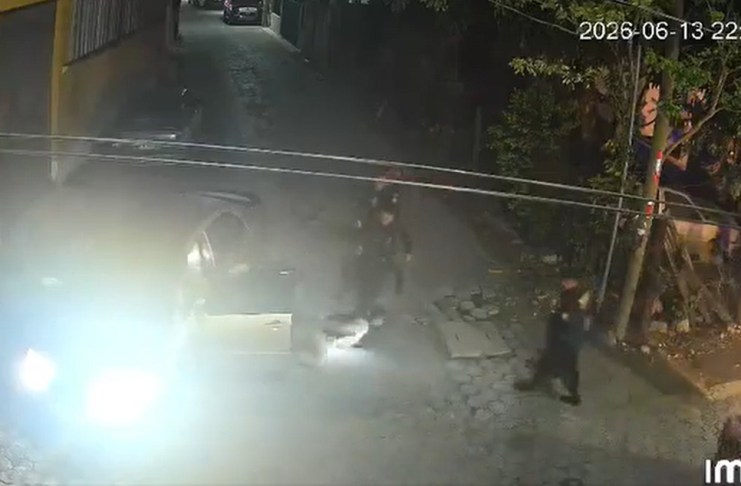 Policía en Morales, Izabal. Foto La Hora: X del @elmetrogt.
