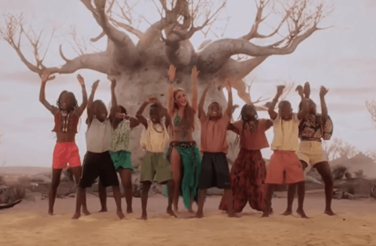 Por este video, los niños de Uganda lograron ser invitados por Shakira para bailar en el Mundial 2026 Por este vídeo los niños de Uganda lograron ser invitados por Shakira para bailar en el Mundial 2026