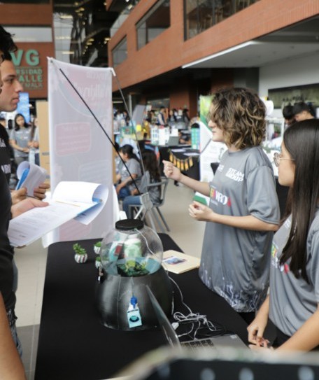 Durante la competencia, los equipos demostrarán sus habilidades en robótica e innovación. Foto: Cortesía Universidad del Valle de Guatemala.