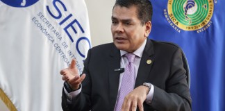 Alden Rivera Montes es el nuevo Secretario del Sistema de Integración Económica (SIECA). Foto La Hora: EFE