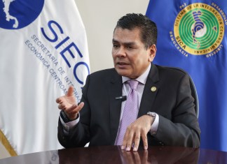 Alden Rivera Montes es el nuevo Secretario del Sistema de Integración Económica (SIECA). Foto La Hora: EFE