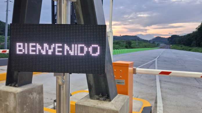 Carretera Xochi inició hoy sus operaciones. Foto: La Hora