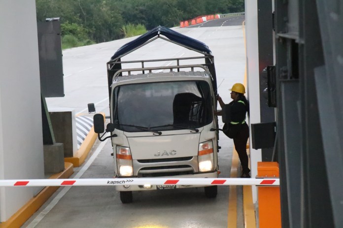 Carretera Xochi inició hoy sus operaciones. Foto: La Hora