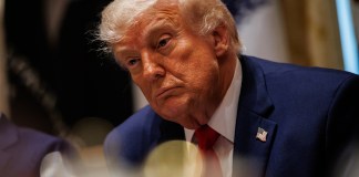Donald Trump afirmó que pedirá a Benjamín Netanyahu evitar una represalia contra Irán.