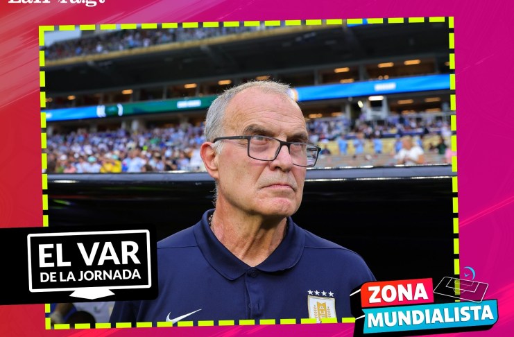 El VAR de la jornada: El entrenador que se niega a ver al futbolista como un producto En plena era del fútbol moderno, Marcelo Bielsa resiste a contracorriente. Su filosofía demuestra que el espectáculo no se compra con marketing. Foto La Hora: EFE
