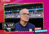 En plena era del fútbol moderno, Marcelo Bielsa resiste a contracorriente. Su filosofía demuestra que el espectáculo no se compra con marketing. Foto La Hora: EFE