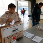 La votación de la segunda vuelta de las elecciones presidenciales de Perú concluyó y acto seguido comenzó el escrutinio.