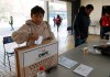 Concluye la segunda vuelta de elecciones presidenciales en Perú e inicia el escrutinio La votación de la segunda vuelta de las elecciones presidenciales de Perú concluyó y acto seguido comenzó el escrutinio.