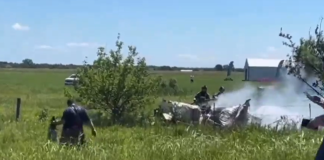 Accidente aéreo en Estados Unidos deja 12 personas fallecidas El accidente aéreo dejó 12 personas fallecidas.