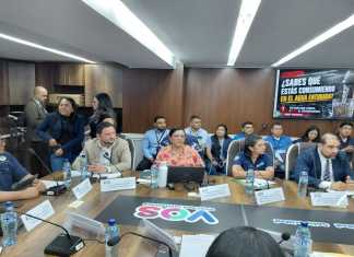 La encargada de la Dirección de Red Integral de Guatemala Central confirmó la detección de agua contaminada. Foto: La Hora