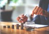 Más allá del ahorro, expertos recomiendan planificar desde temprano para llegar a los 50 con mayor estabilidad económica.