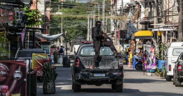 La Policía brasileña desplegó un operativo simultáneo en seis estados del país para detener a 25 integrantes del Tren de Aragua. Foto La Hora: EFE archivo