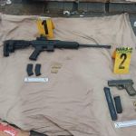 En el reporte policial se detalla que las armas provenientes de EE. UU. tenían como destino una comunidad del municipio de San Francisco, Petén.
