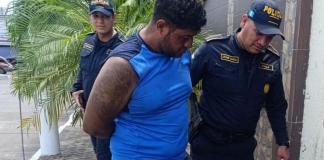 Capturan a un hombre señalado de intentar asaltar a una adolescente en la aldea Las Morenas, Iztapa, Escuintla.