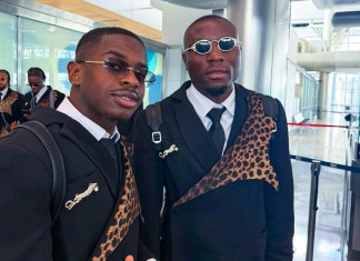 La selección del Congo hizo su aparición con un impresionante estampado de leopardo en su atuendo y maleta. Foto: X @FecofaRdc.
