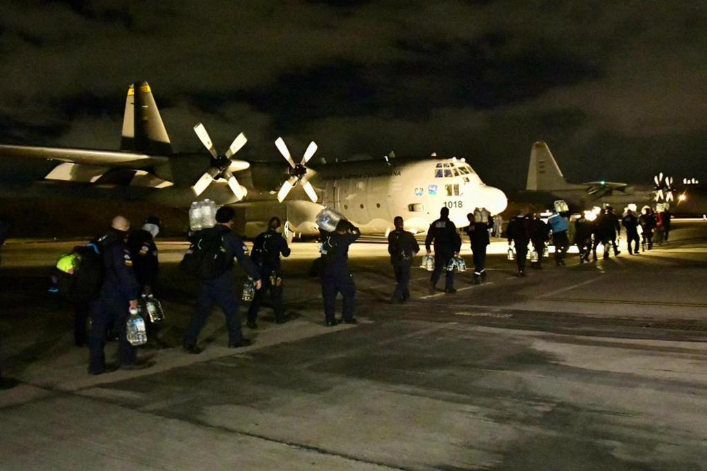 La ayuda internacional continúa llegando a Venezuela, mientras los damnificados demandan a las autoridades locales más apoyo. Foto La Hora: EFE