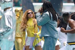 Las gafas oscuras de Shakira y otras curiosidades 
