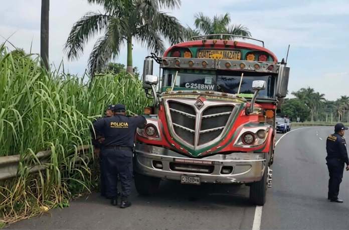 El presunto intento de un asalto habría provocado la balacera en una unidad de Transportes Esmeralda. Foto: La Hora/RR.SS.