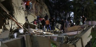 Búsqueda de víctimas en Venezuela