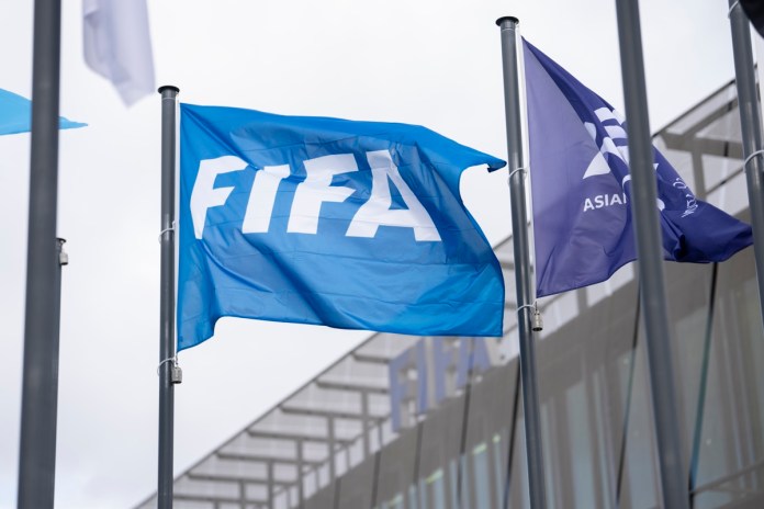 Archivo de banderas oficiales de la FIFA. Foto La Hora: EFE