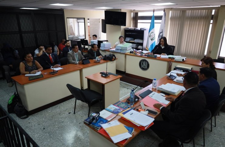 El Juzgado de Mayor Riesgo C aplazó la audiencia de etapa intermedia un mes más, luego de registrarse un cambio de abogado defensor. Foto La Hora: Daniel Ramírez