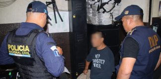 La Policía Nacional Civil informó de la recpatura de alías "Chenco", quien en cinco anteriores ocasiones ya había sido detenido por distintos delitos. Foto La Hora: PNC