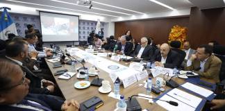 Directores de la Comisión Nacional de Energía Eléctrica son citados a la comisión legislativa de Energía y Minas. Foto: Congreso de la República