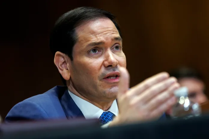 EE.UU. sanciona a la petrolera estatal cubana CUPET, en medio de la escalada de tensiones El secretario de Estado de Estados Unidos, Marco Rubio, fue captado el pasado 3 de junio, durante un comparecencia ante un comité del Senado estadounidense, en Washington DC (EE.UU.). Foto La Hora: EFE