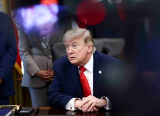 EE.UU. e Irán firman por adelantado un acuerdo que ya está en vigor, según Axios Imagen de archivo de Donald Trump. Foto La Hora: EFE