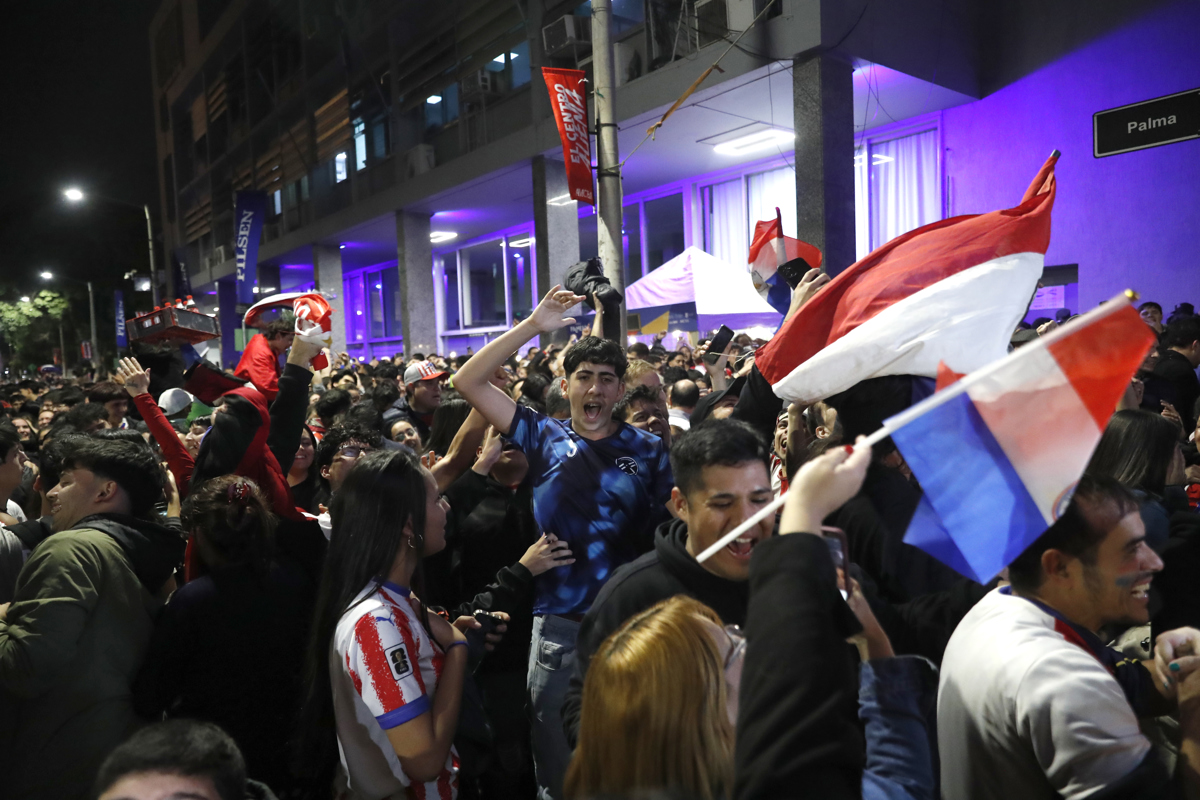 ¡Feriado nacional!: Paraguay continúa los festejos tras el pase a octavos de final del Mundial 2