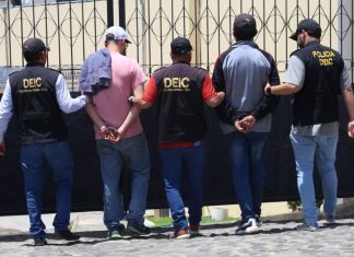 El propietario al enterarse que la herramienta era vendida de forma anómala, dio aviso a la PNC para recuperarla por medio de una simulación de compra. Foto La Hora: PNC