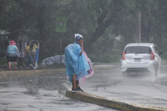 lluvias (2) Posible formación de ciclón en el Pacífico favorecerá lluvias en gran parte del país este domingo
