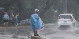 Posible formación de ciclón en el Pacífico favorecerá lluvias en gran parte del país este domingo Posible formación de ciclón en el Pacífico favorecerá lluvias en gran parte del país este domingo