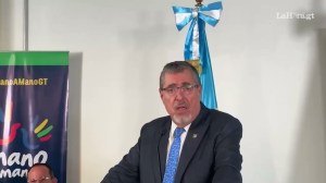 Presidente Arévalo advierte a alcaldes: la autonomía municipal no puede frenar proyectos estratégicos para Guatemala