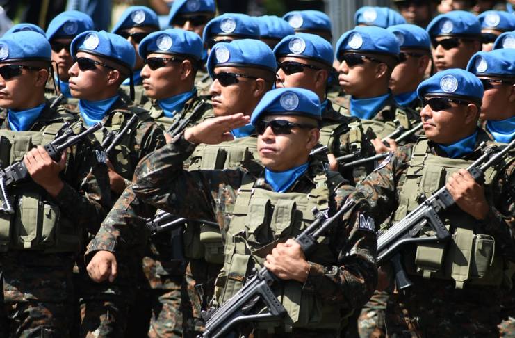 Soldados que participan en misiones de paz