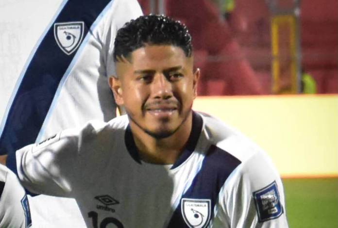 El Juzgado de Paz de Mixco dictó medidas de seguridad en contra del futbolista, Pedro Altán, denunciado por violencia contra la mujer. Foto La Hora: Daniel Ramírez