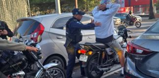 Desde muy temprano, la PNC comenzó con los operativos de seguridad en la capital y Villa Nueva. Foto La Hora: PNC